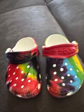 Crocs Tie Dye Clogs Classic Toddlers Sz 4 -  Unisex Toddlers Little Boy Girls